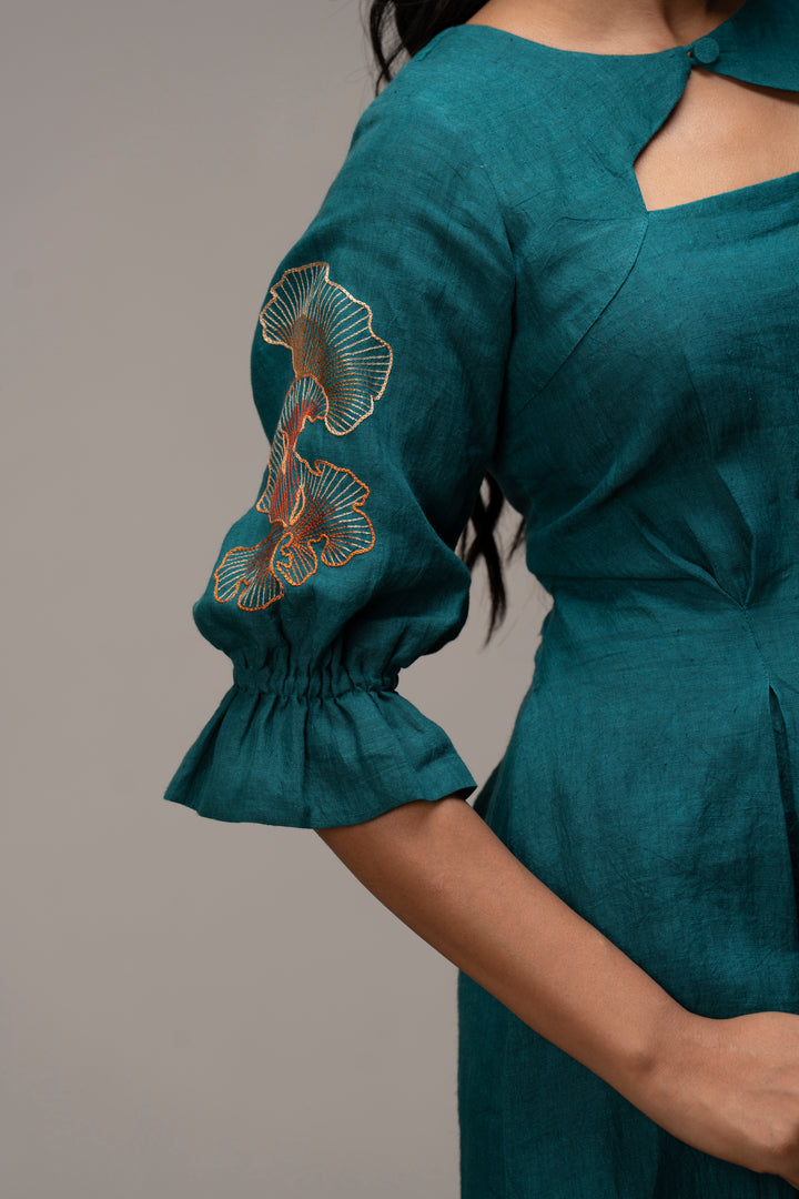 Handloom Linen A-Line Dress with Short Bishop Sleeves