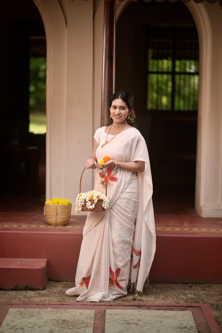 Kadhi Muslin Saree with Cross stitch Red Dragon Fly