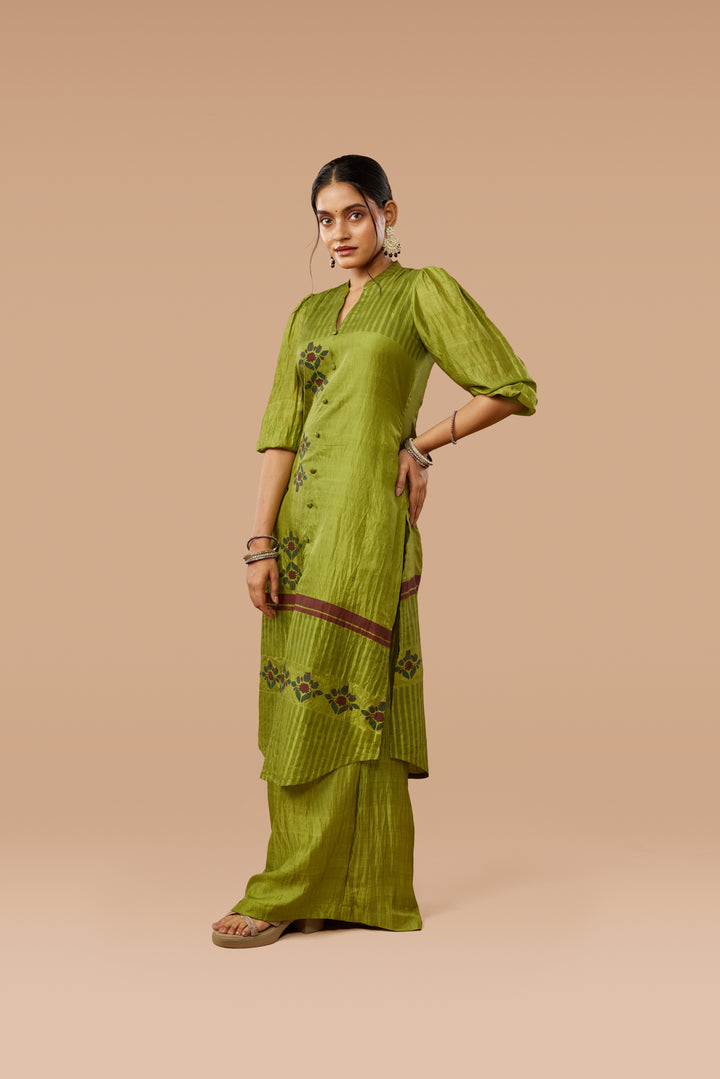 Olive Green Placement Print Sik  Kurta &amp; Palazzo Set
